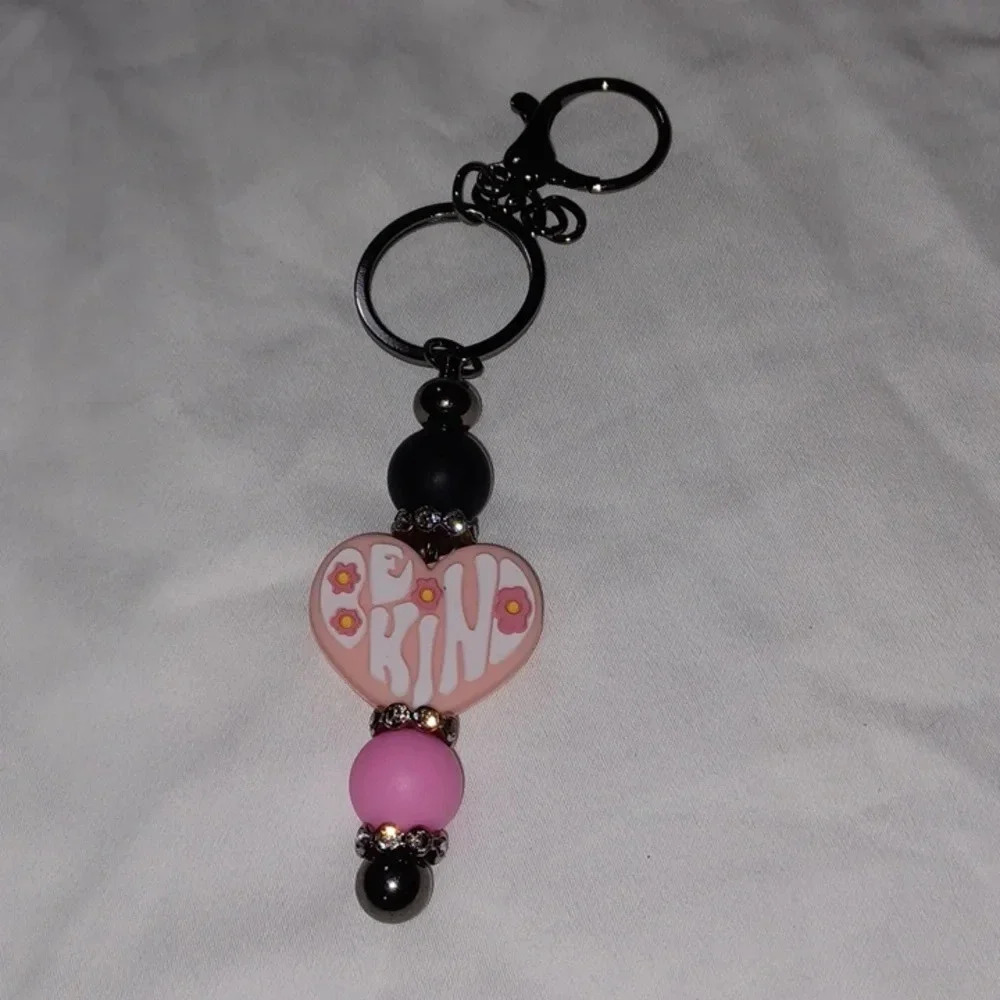 Be kind handmade Keychain